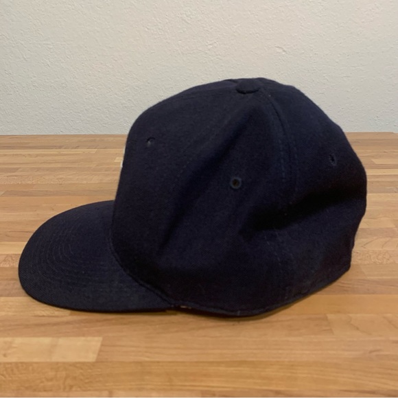 Vintage MLB Sports Specialties Pro Model 100% Wool Hat Yankees Plain Logo 7 3/8 - Picture 3 of 7